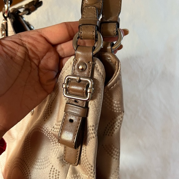 COACH Shoulder Bag ✨ - Picture 6 of 11